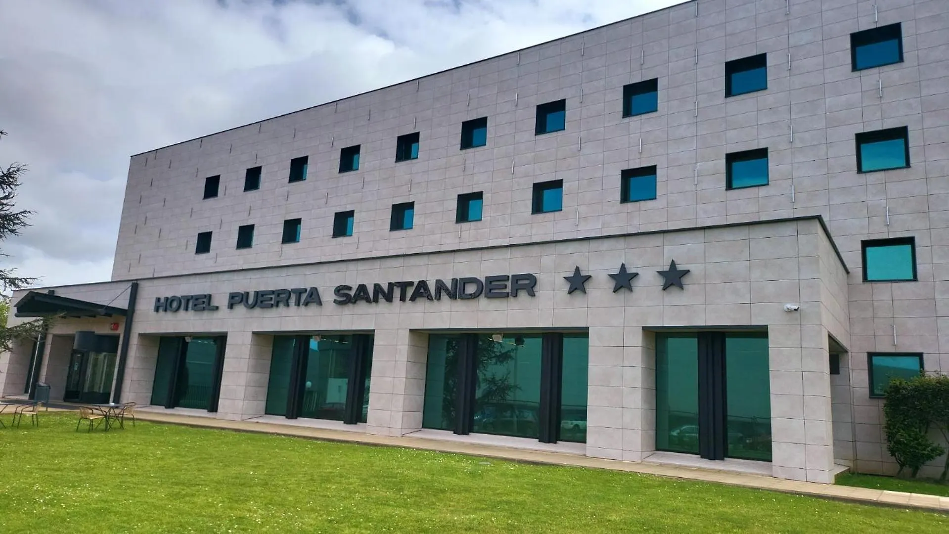 Hotel Puerta סנטנדר