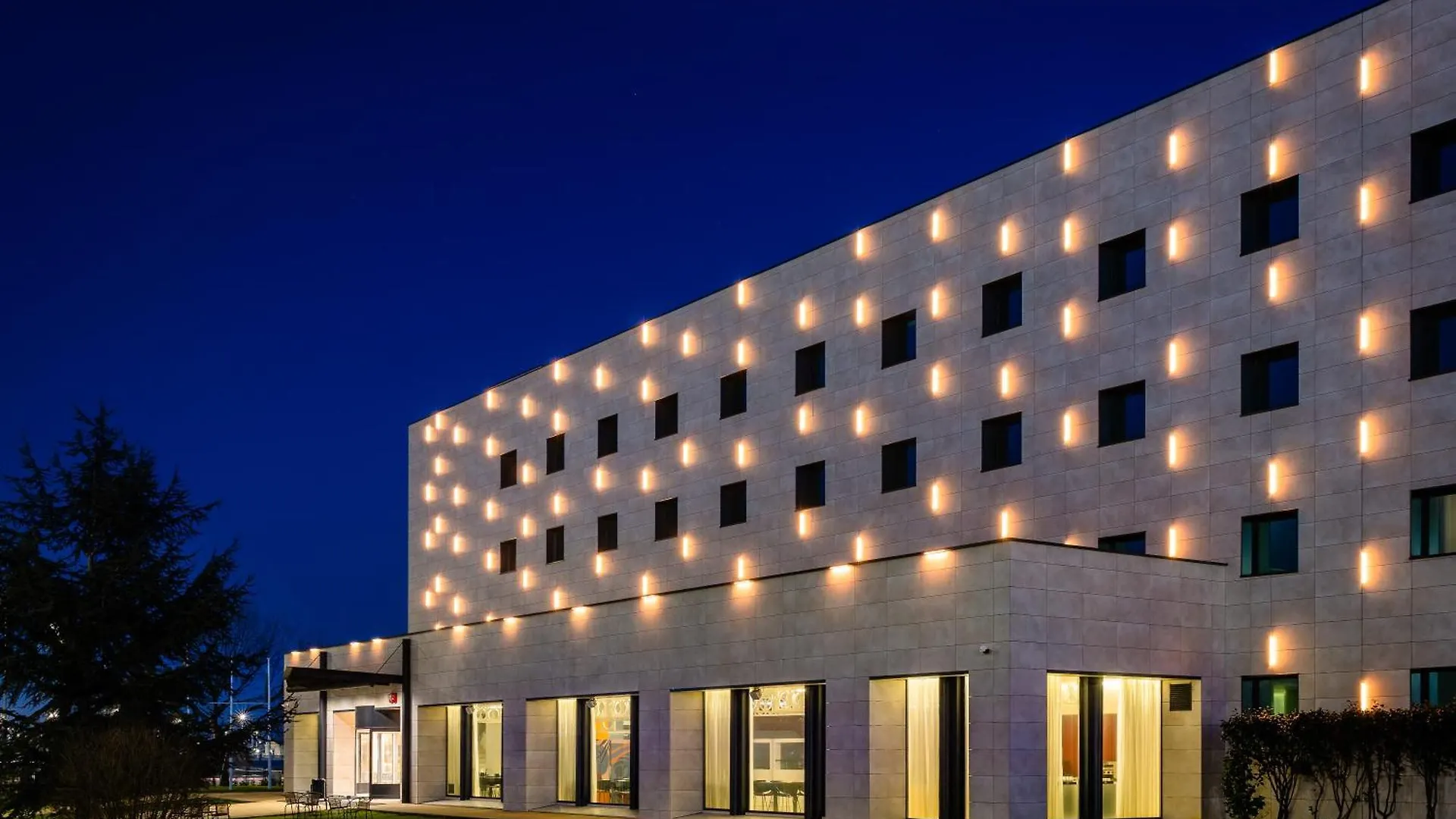 ***  Hotel Puerta サンタンデール スペイン